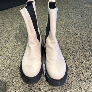 Pull&Bear Cream and Black Heeled Boots
